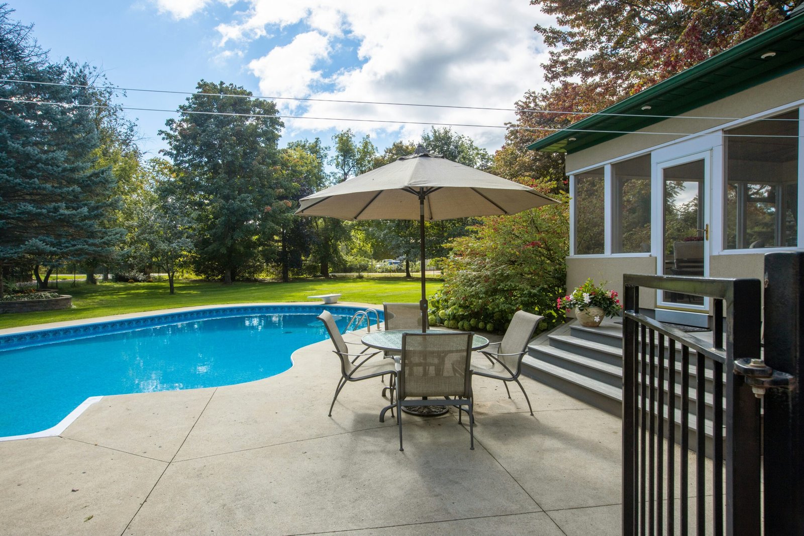 home patio with concrete work